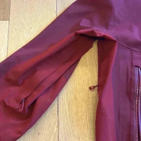 REI shell - Picture 3 of 16